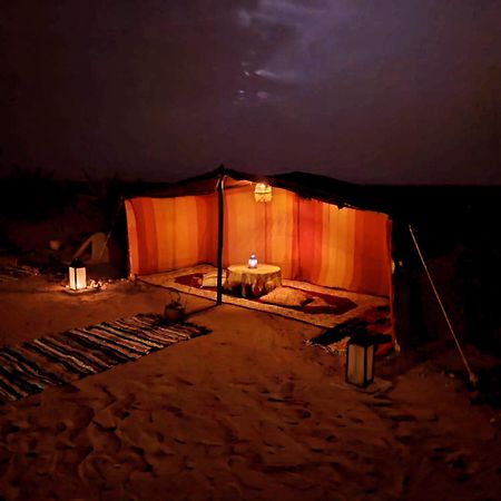 Отель Camp Familia Erg Chebbi Мерзуга Экстерьер фото