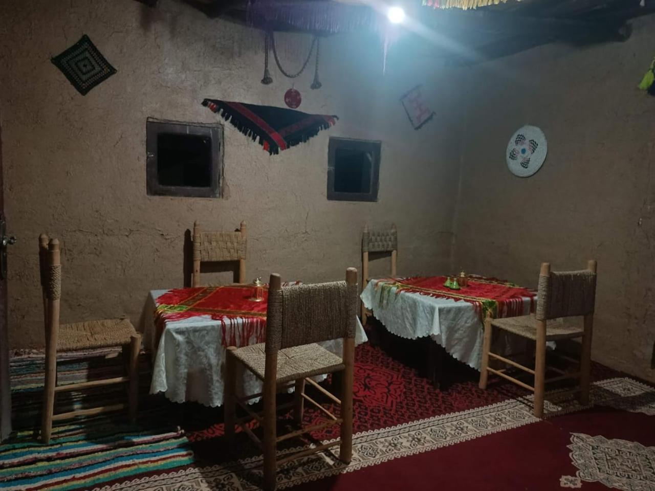 Отель Camp Familia Erg Chebbi Мерзуга Экстерьер фото