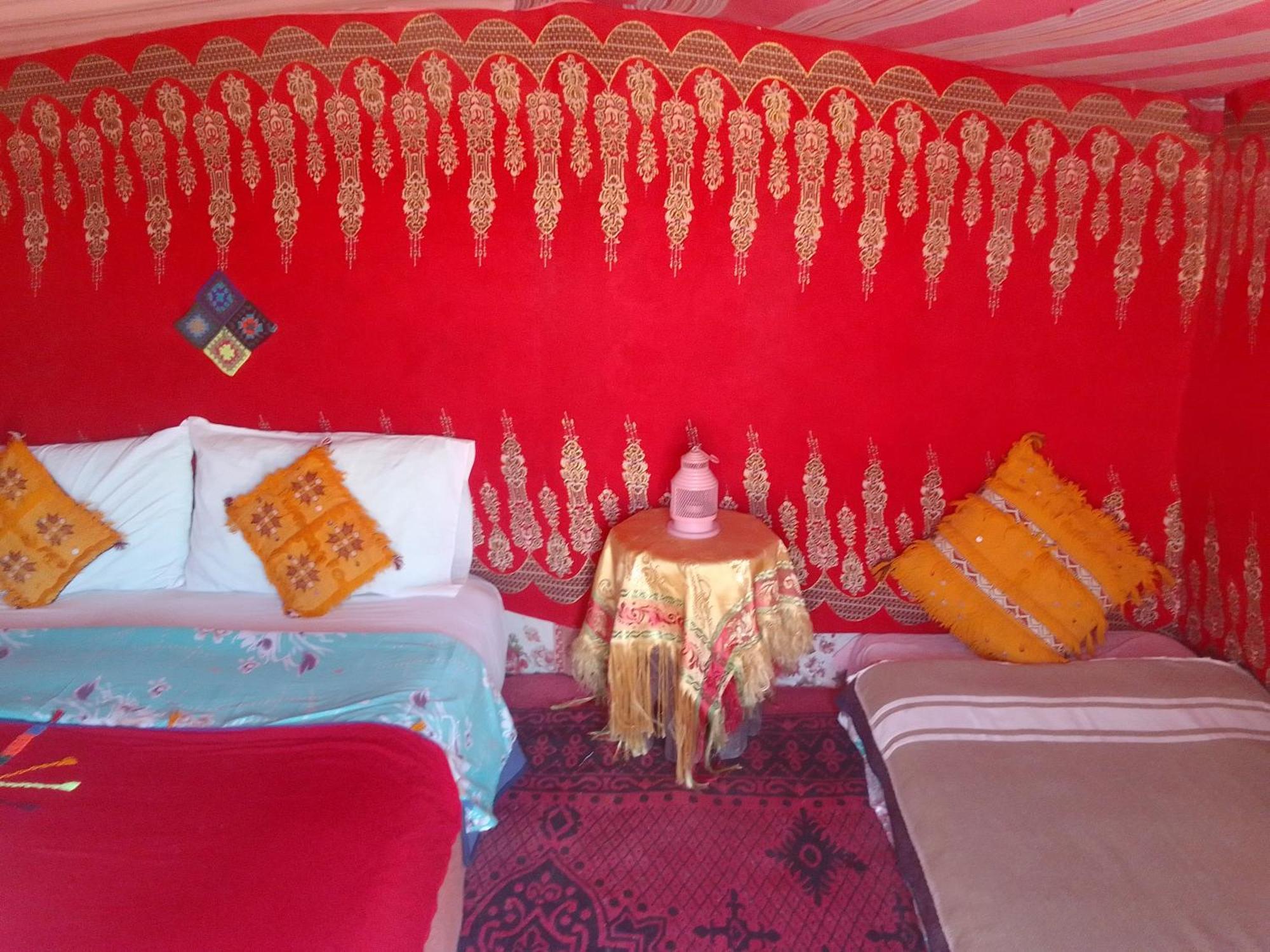 Отель Camp Familia Erg Chebbi Мерзуга Экстерьер фото